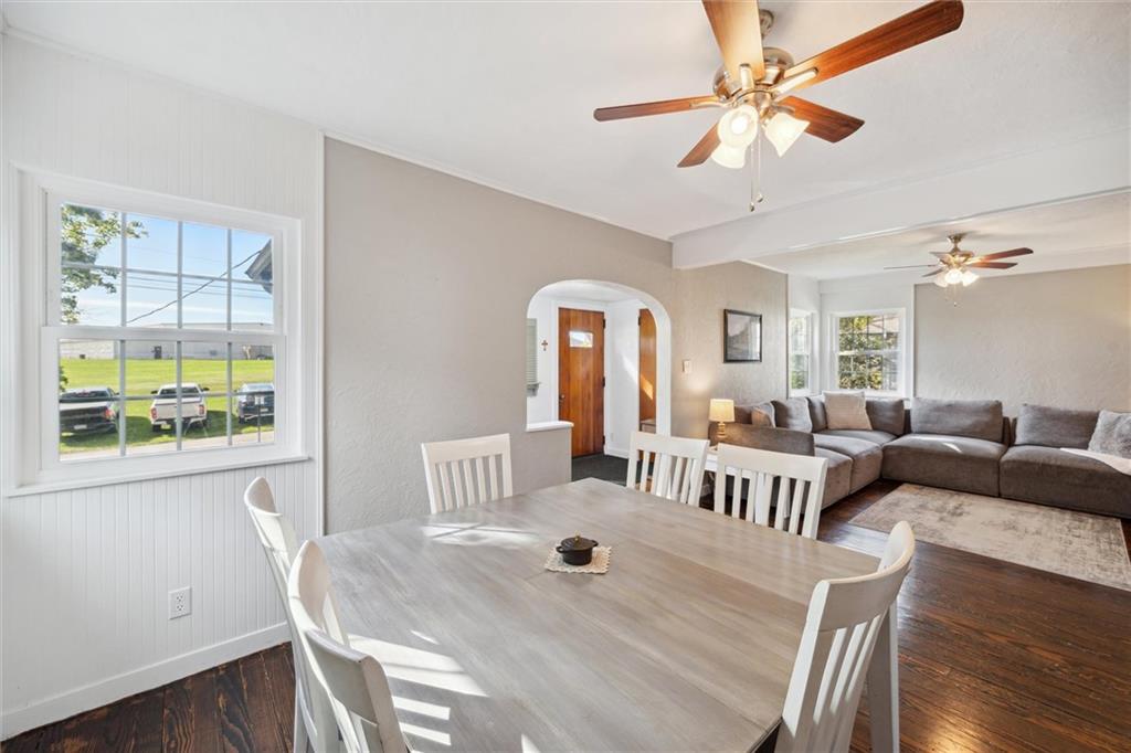 452 Airport Road Butler, PA 16002 - Photo 13 of 45 a living room with furniture and a large window