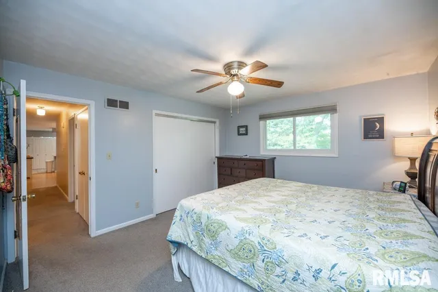 $268,000 | 6315 North Post Oak Road, Peoria, IL 61615