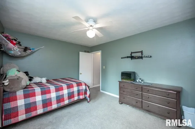 $268,000 | 6315 North Post Oak Road, Peoria, IL 61615