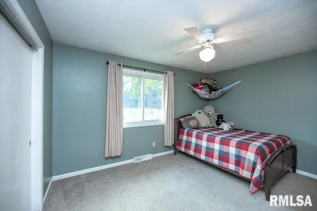 $268,000 | 6315 North Post Oak Road, Peoria, IL 61615