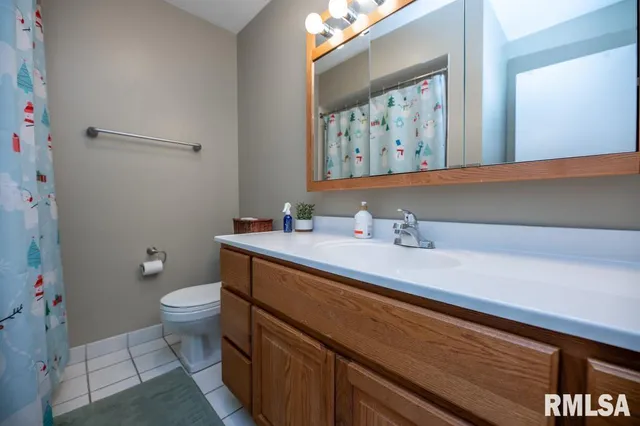 $268,000 | 6315 North Post Oak Road, Peoria, IL 61615