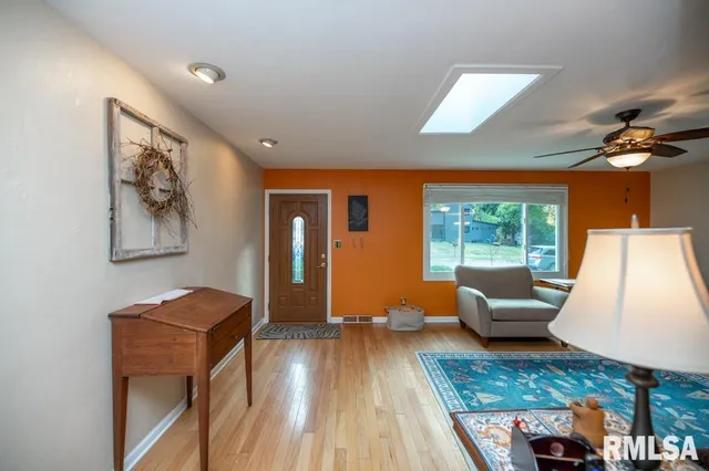 $268,000 | 6315 North Post Oak Road, Peoria, IL 61615