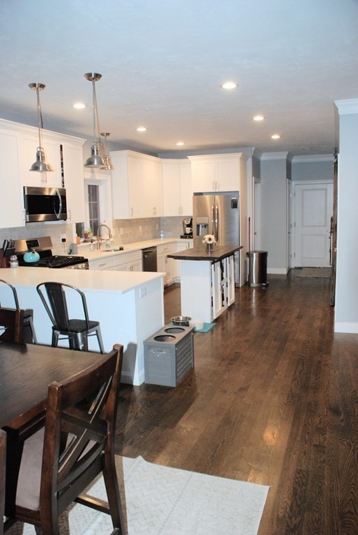 2 Ledge Road Chelmsford, MA 01863 - Photo 15 of 40