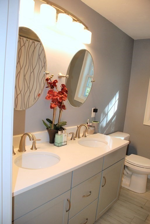 2 Ledge Road Chelmsford, MA 01863 - Photo 24 of 40