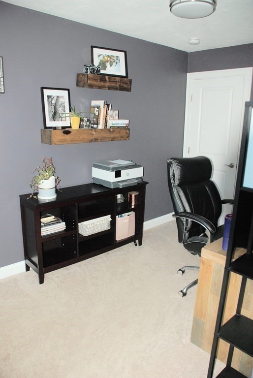 2 Ledge Road Chelmsford, MA 01863 - Photo 29 of 40