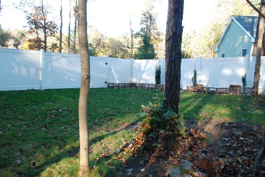 2 Ledge Road Chelmsford, MA 01863 - Photo 6 of 40