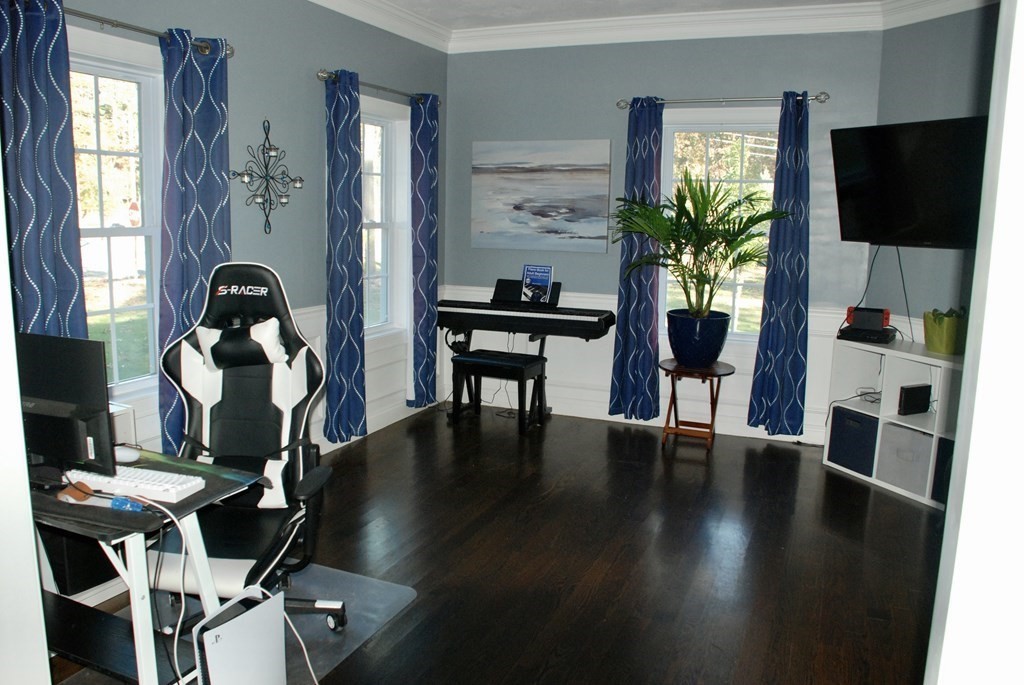 2 Ledge Road Chelmsford, MA 01863 - Photo 10 of 40