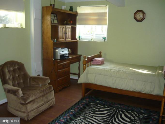7202 Kempton Road Lanham, MD 20706 - Photo 16 of 19 Bedroom #3