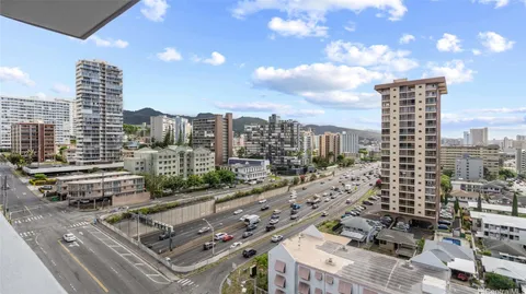 $220,000 | 824 Kinau Street, Unit 1211, Honolulu, HI 96813