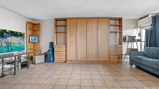 $220,000 | 824 Kinau Street, Unit 1211, Honolulu, HI 96813