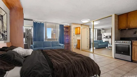 $220,000 | 824 Kinau Street, Unit 1211, Honolulu, HI 96813