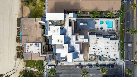 $1,275,000 | 1 3rd Place, Unit 302, Long Beach, CA 90802