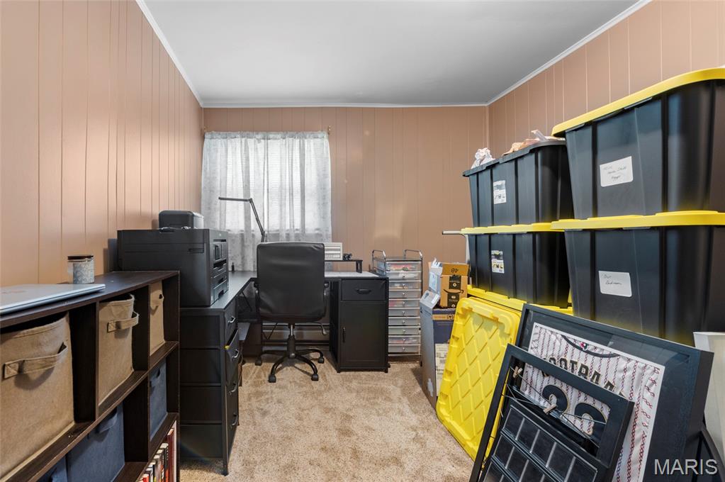 723 Bunker Hill Road Staunton, IL 62088 - Photo 12 of 30