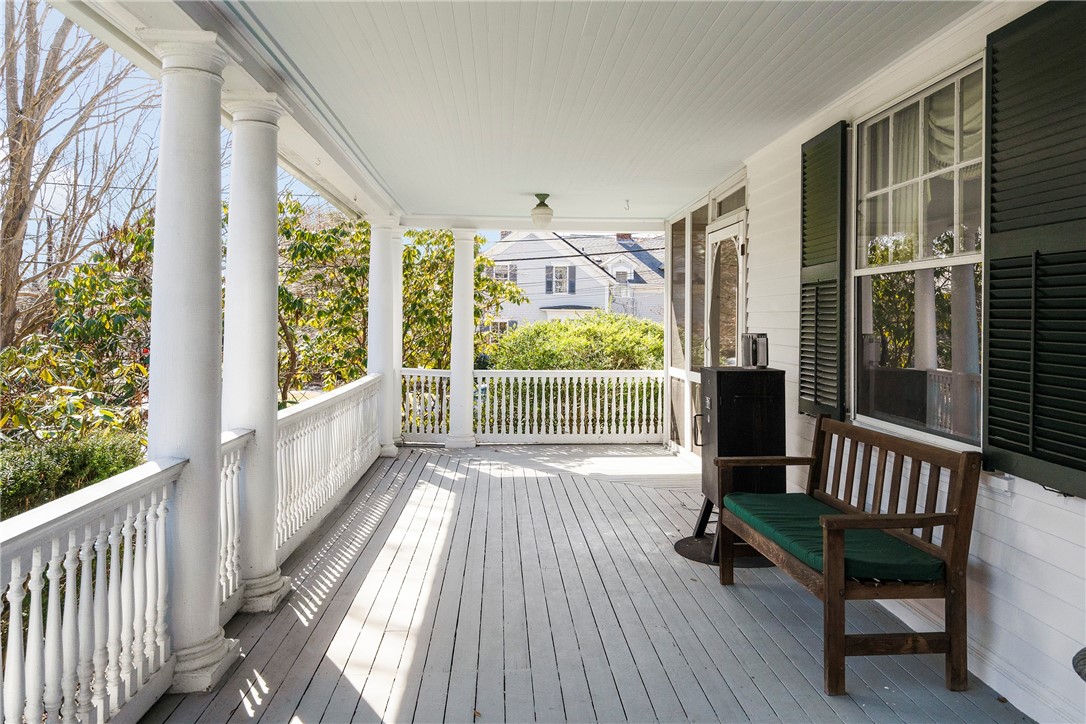 217 Washington Road Barrington, RI 02806 - Photo 8 of 48