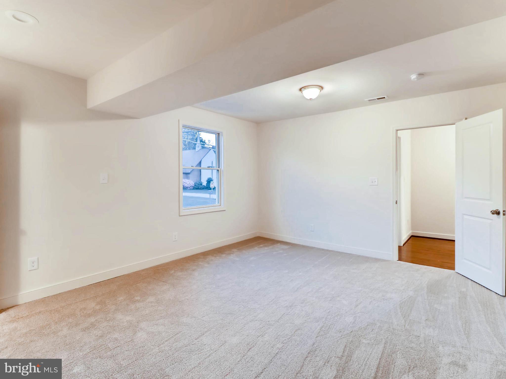 9907 Harford Road Baltimore, MD 21234 - Photo 20 of 30 2nd Master Bedroom