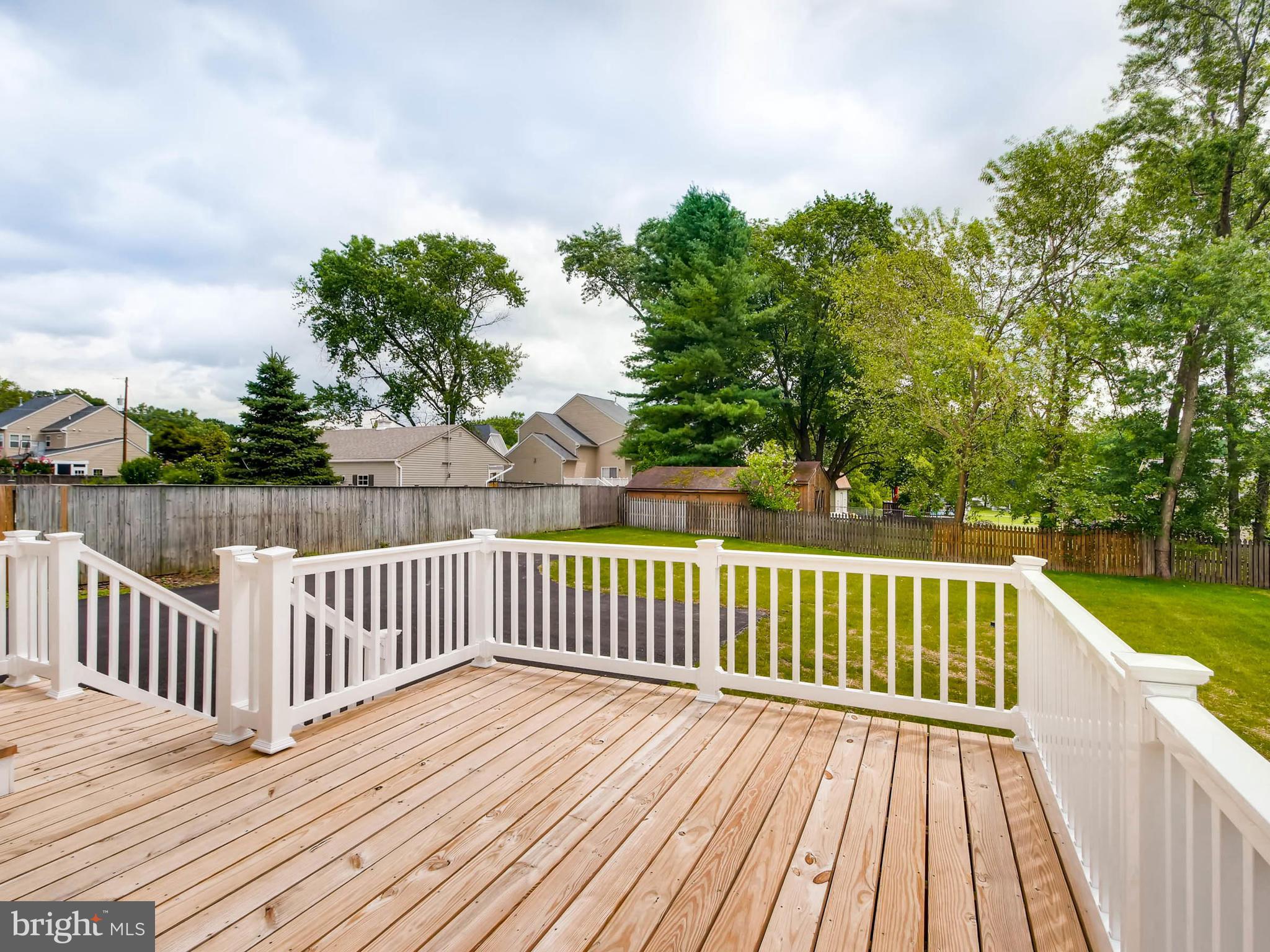 9907 Harford Road Baltimore, MD 21234 - Photo 27 of 30 Back Deck