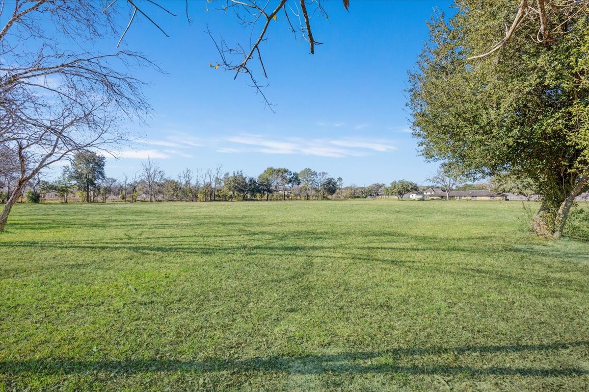2829 Harkey Road Pearland, TX 77584 - Photo 11 of 15