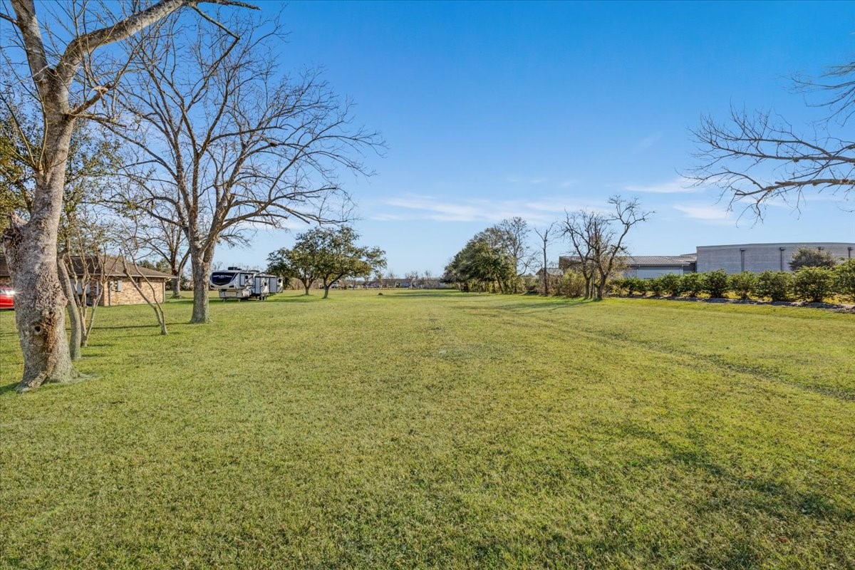 2829 Harkey Road Pearland, TX 77584 - Photo 8 of 15