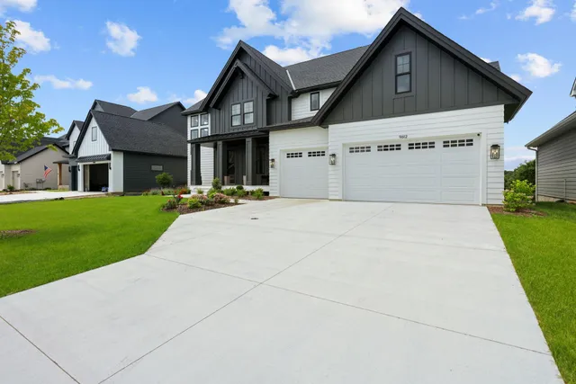 $1,159,000 | 9612 Iron Horse Road, Woodbury, MN 55129