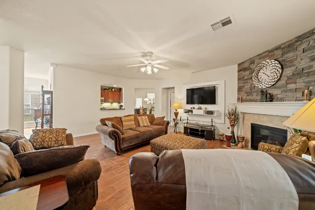 $370,000 | 19523 South Oblong Circle, Cypress, TX 77429