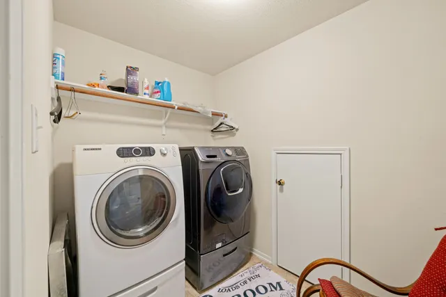 $370,000 | 19523 South Oblong Circle, Cypress, TX 77429