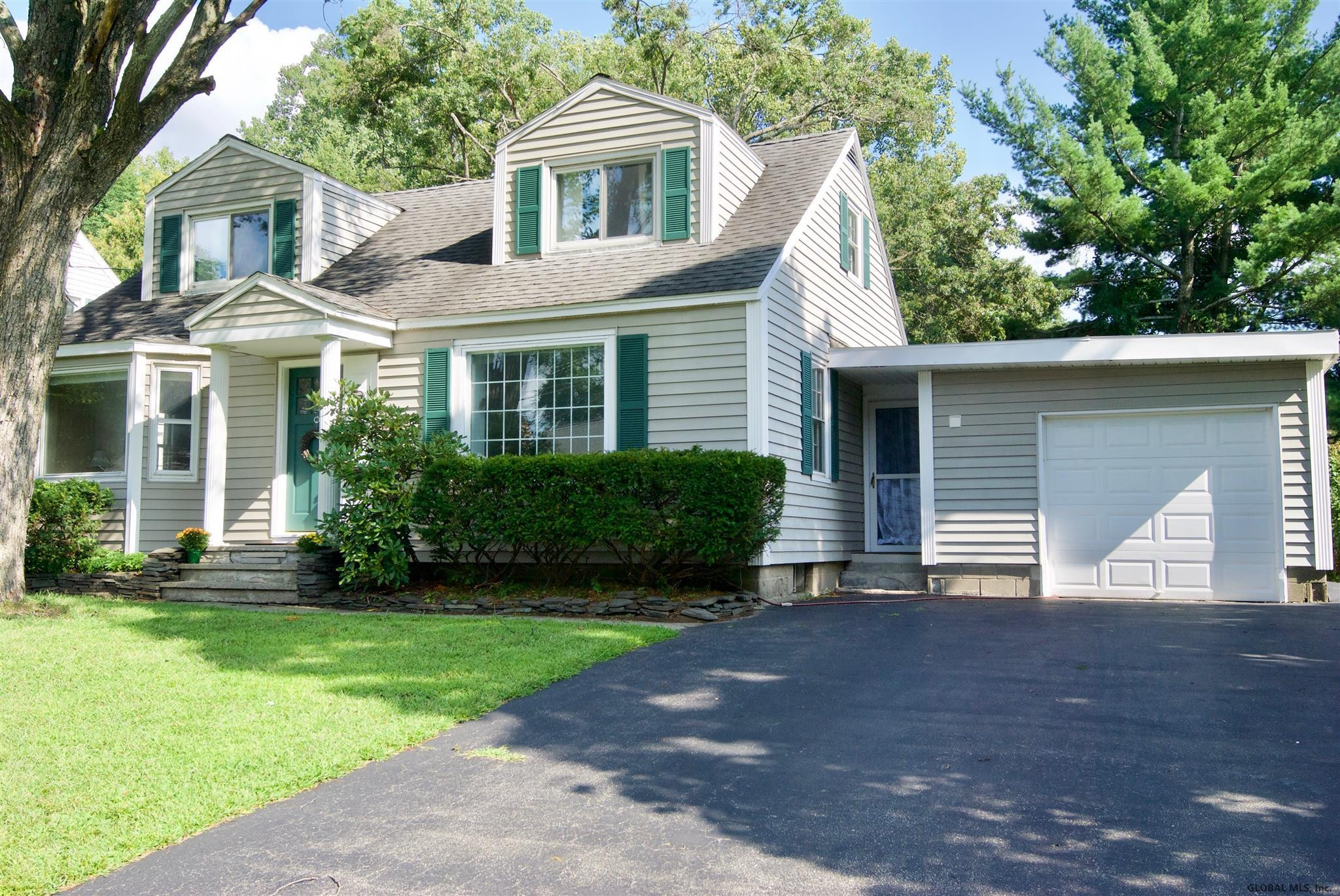 39 Rapple Drive Colonie, NY 12205 - Photo 1 of 21 Photo 1