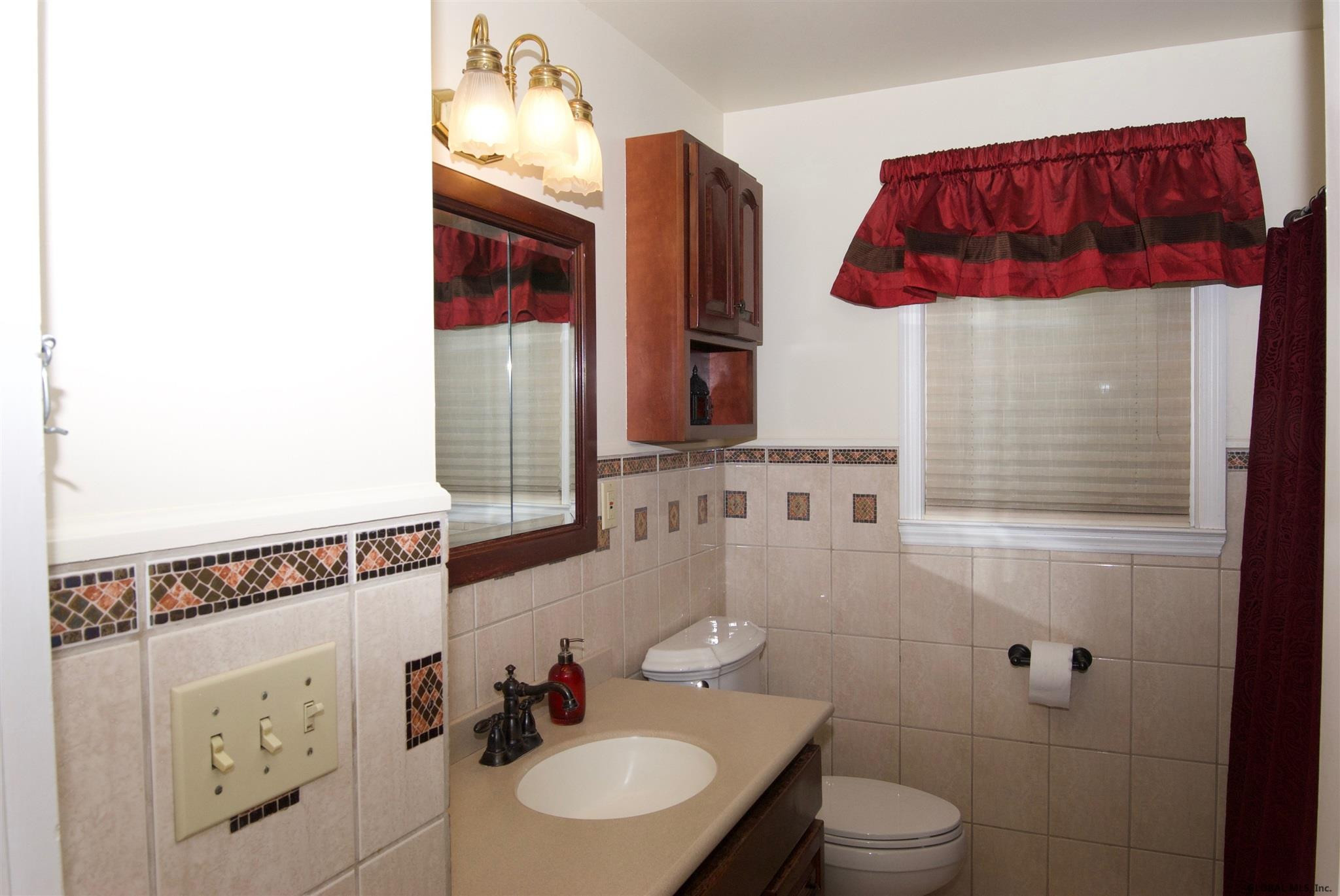 39 Rapple Drive Colonie, NY 12205 - Photo 7 of 21 Photo 7