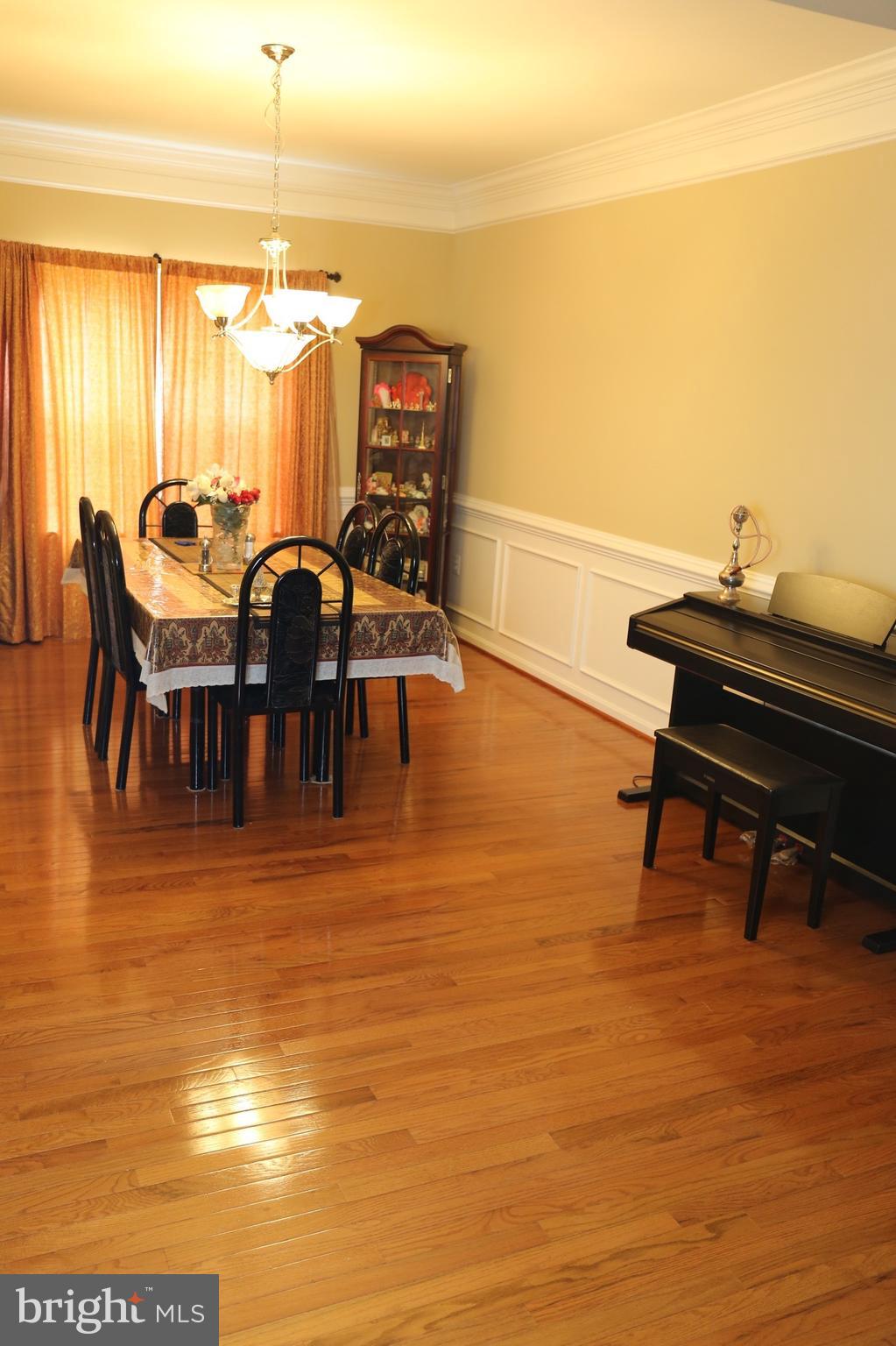 4955 Pale Morning Dun Road Elkridge, MD 21075 - Photo 7 of 30 Dining Room