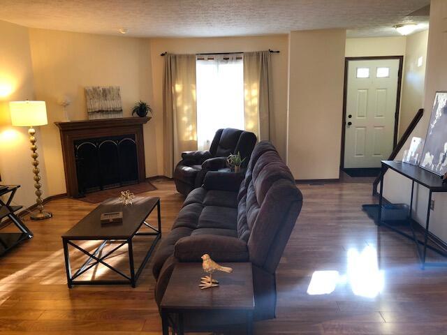 5300 Timberline Road, Unit 116 Columbus, OH 43220 - Photo 1 of 16 Family room to front of condo