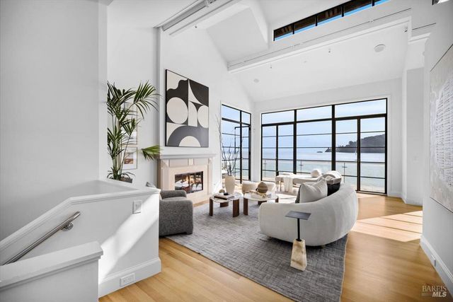 $5,300,000 | 2580 Mar E Street, Tiburon, CA 94920