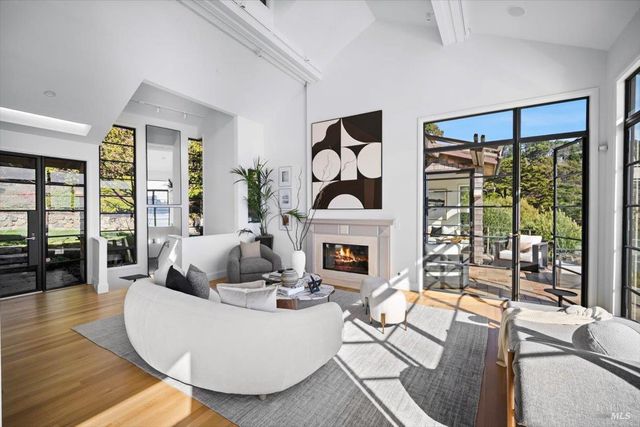 $5,300,000 | 2580 Mar E Street, Tiburon, CA 94920