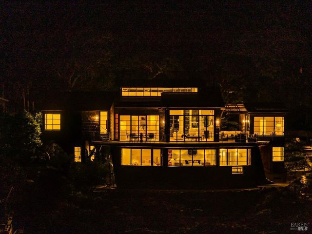 $5,300,000 | 2580 Mar E Street, Tiburon, CA 94920