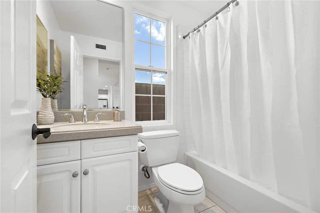 63 Tuberose Street Ladera Ranch, CA 92694 - Photo 18 of 27 Gallery Image 18