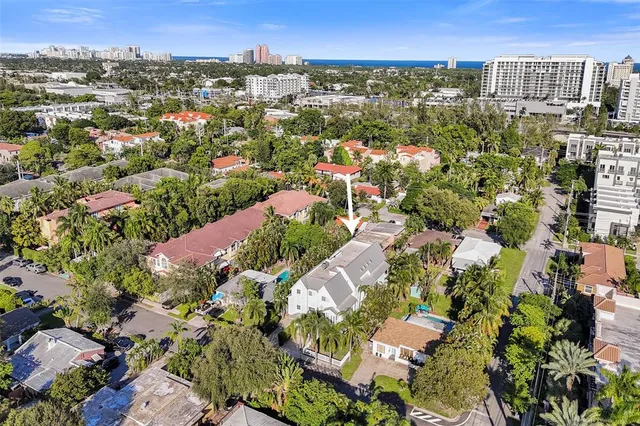 $1,099,000 | 1110 Northeast 17th Way, Fort Lauderdale, FL 33304