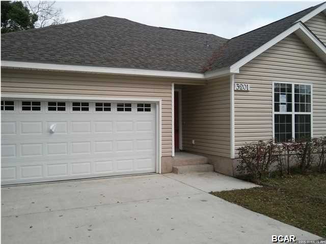 3201 Game Farm Road Springfield, FL 32405 - Photo 1 of 10 Gallery Image 1