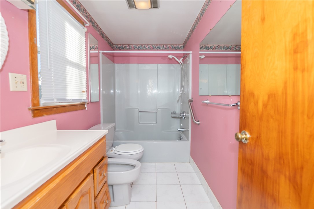 113 Union Street Bristol, RI 02809 - Photo 26 of 35