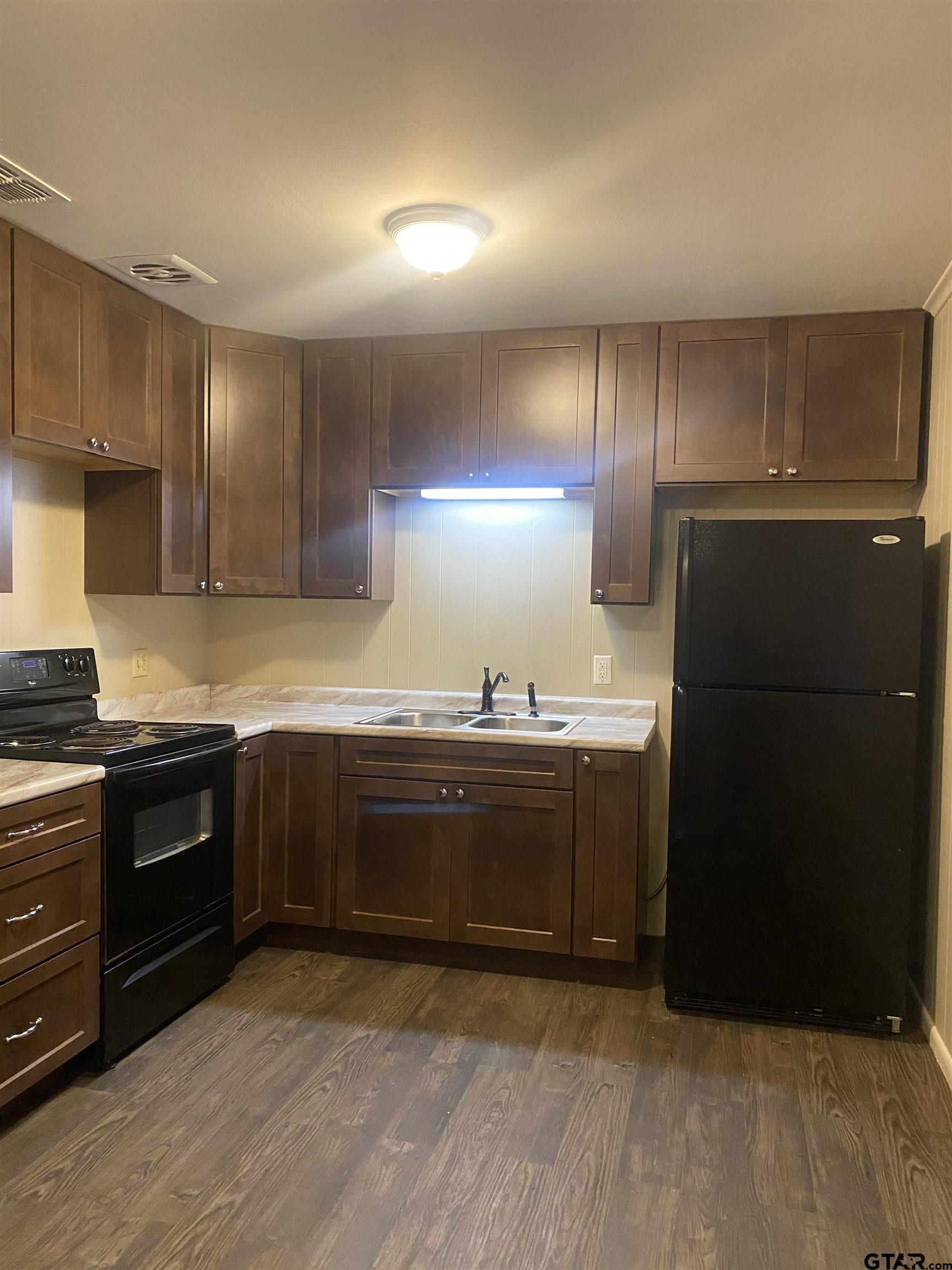 5235 Julia Drive Tyler, TX 75708 - Photo 7 of 18