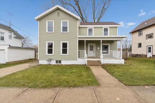 $210,000 | 2226 8th Street, Monroe, WI 53566