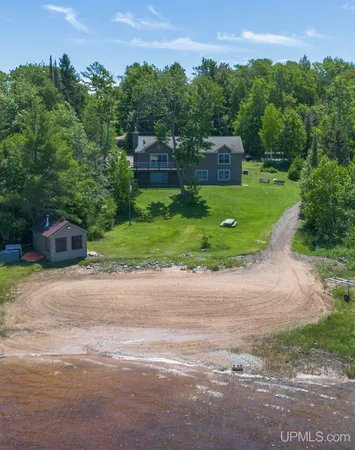 $795,000 | 1110 County Road GGG, Ishpeming, MI 49849