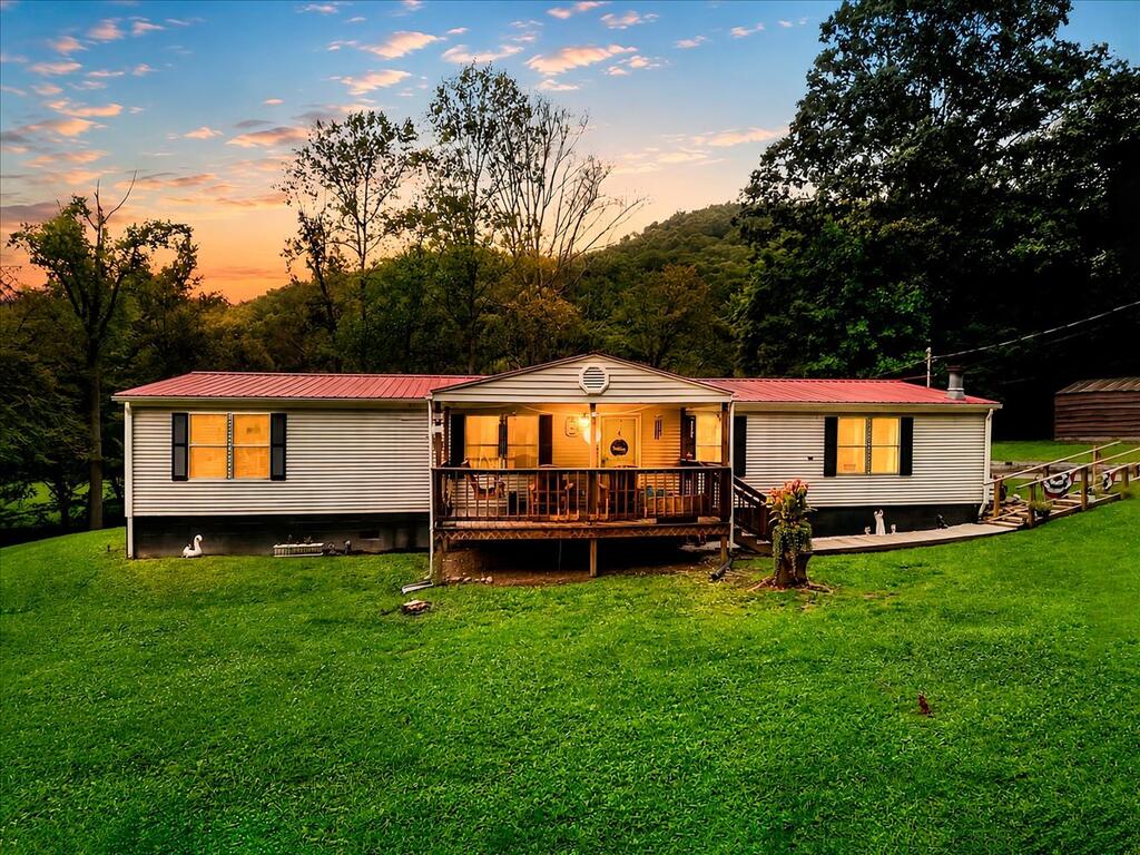 1079 Nicks Creek Road Atkins, VA 24311 - Photo 2 of 68 Gallery Image 2