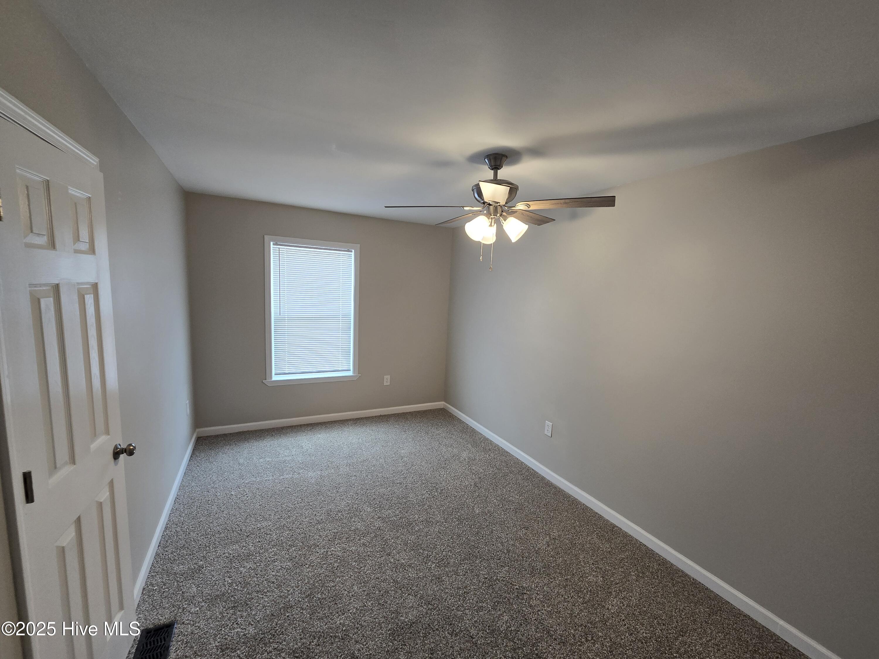 17 Crown Point Road Hubert, NC 28539 - Photo 18 of 29 20250415_134621