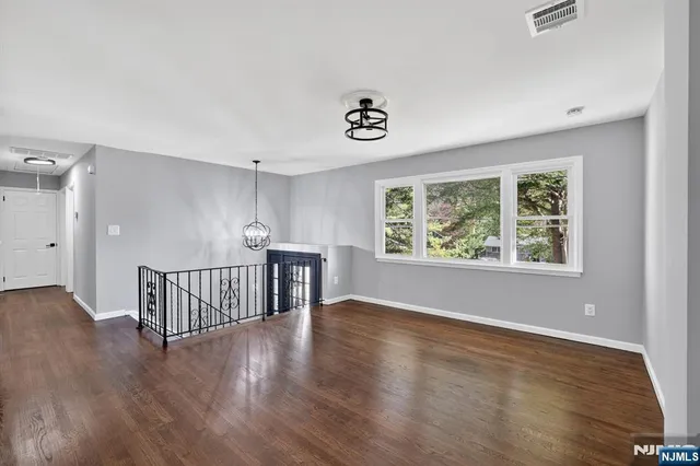 $649,999 | 150 Mt Olive Road, Flanders, NJ 07836