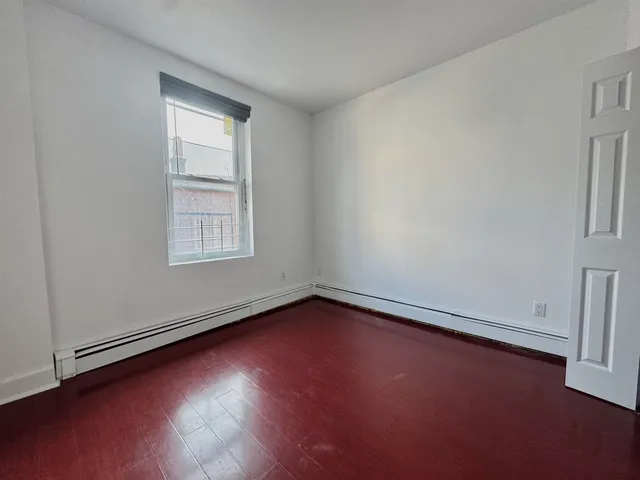 $2,000 | 94 North Street, Unit 2S, Jersey City, NJ 07307
