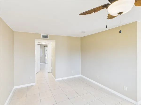 $1,500 | 89 Crooked Tree Lane, Unit 105, Vero Beach, FL 32962