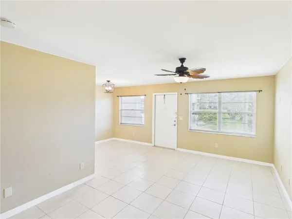$1,500 | 89 Crooked Tree Lane, Unit 105, Vero Beach, FL 32962