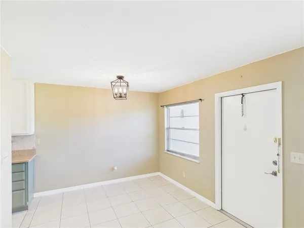 $1,500 | 89 Crooked Tree Lane, Unit 105, Vero Beach, FL 32962