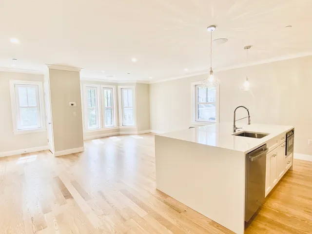 $525,000 | 15 Yuill Circle, Unit 1, Boston, MA 02136