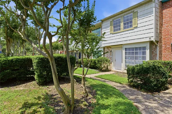 $1,395 | 8321 Nairn Street, Houston, TX 77074