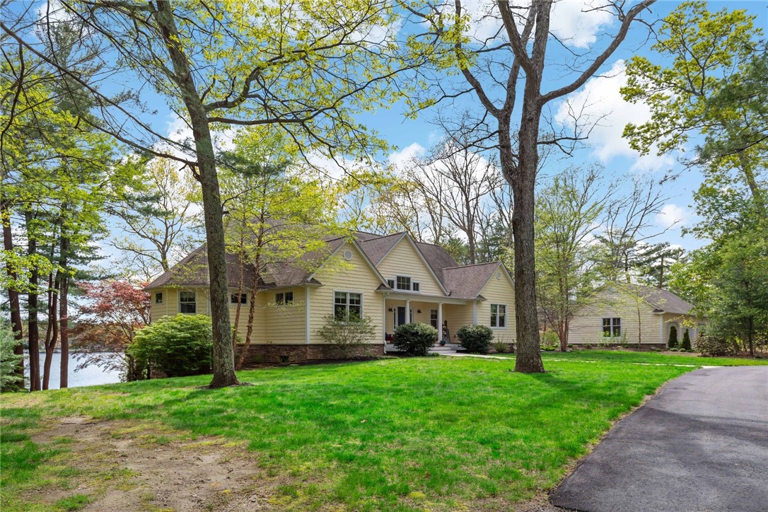 Front view upon entering driveway from neighborhood road.