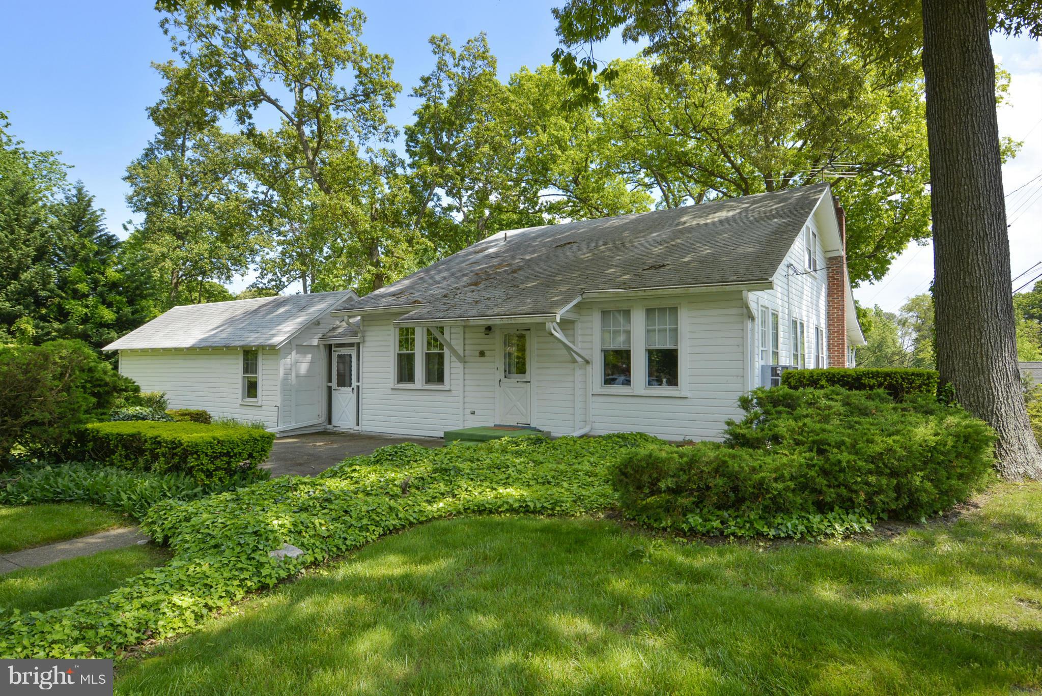 1318 Holley Road Edgewater, MD 21037 - Photo 3 of 30 Exterior (Front)